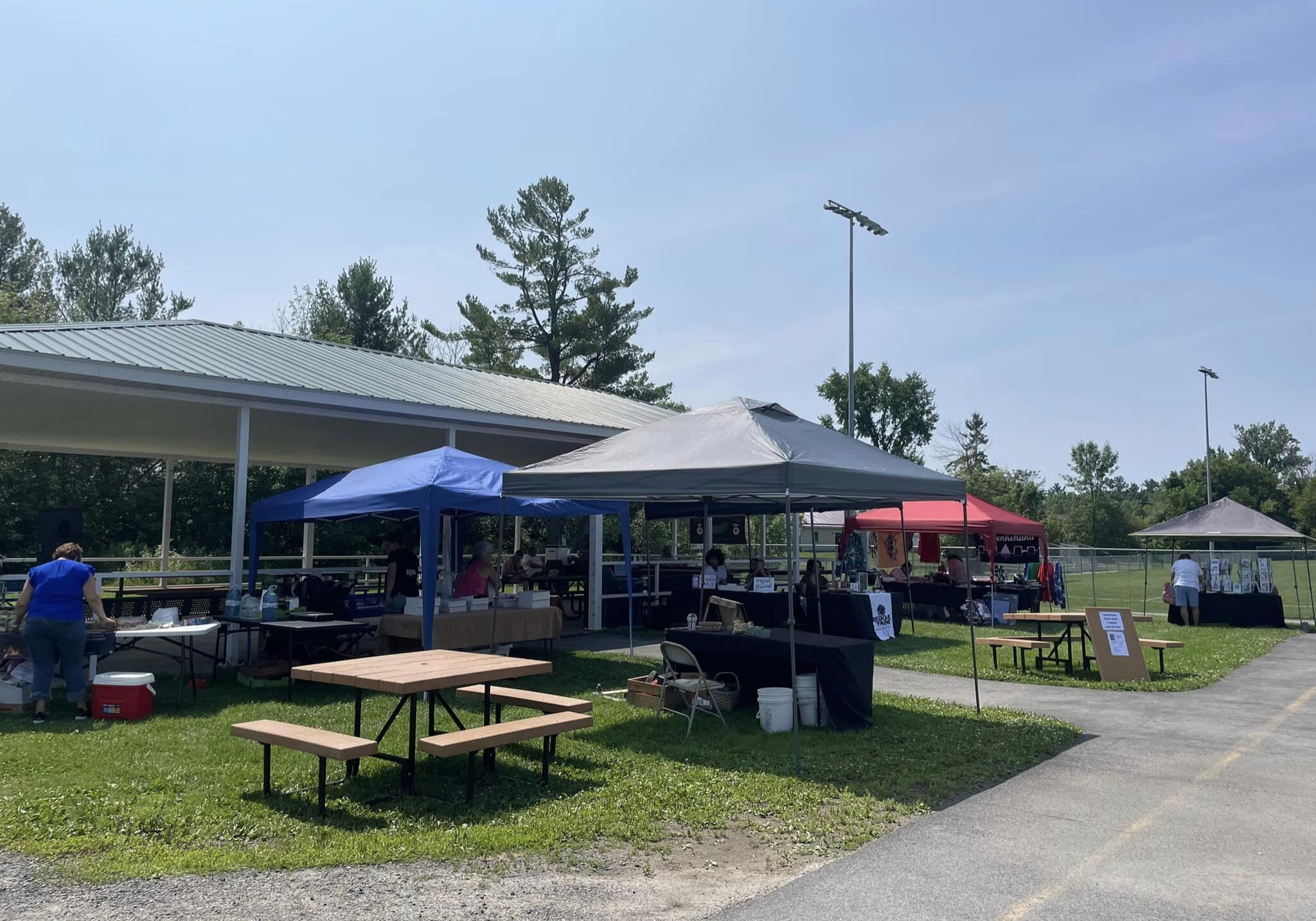 awkesasne-famers-market