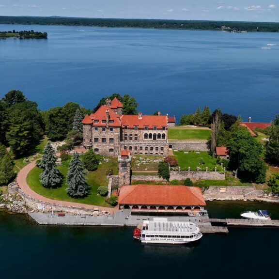 hammond-ny-singer-castle-summer1