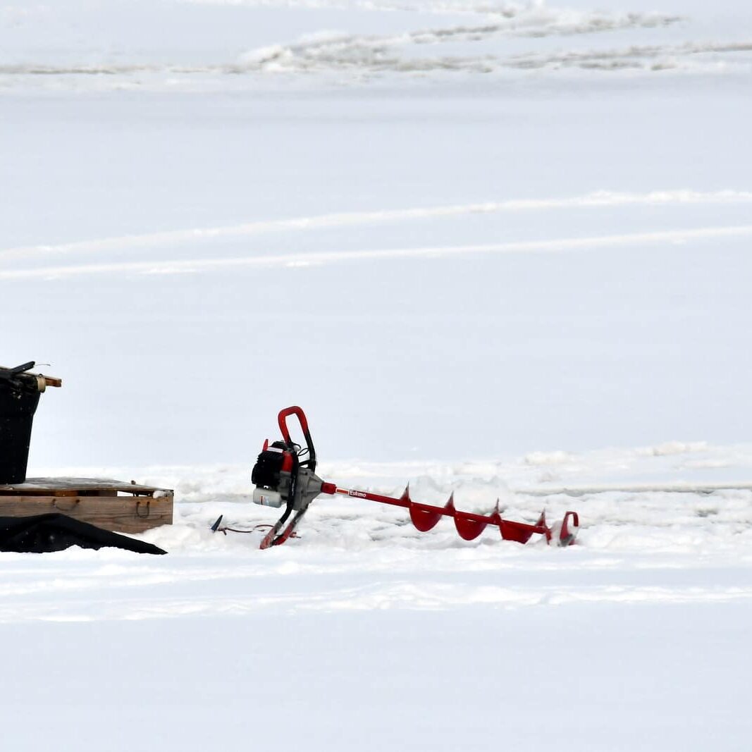 ice-fishing-st-lawrence-county-winter-activity1