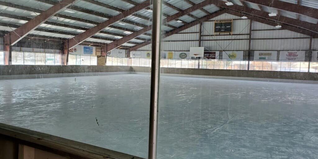 ice-skating-rink-colton-pavilion