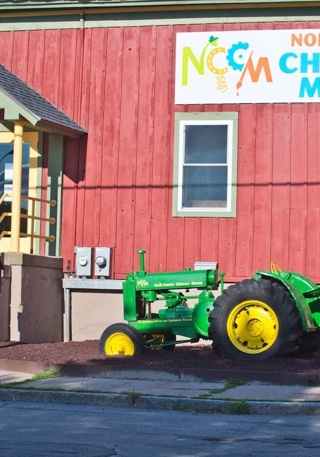 north country childrens museum exterior view