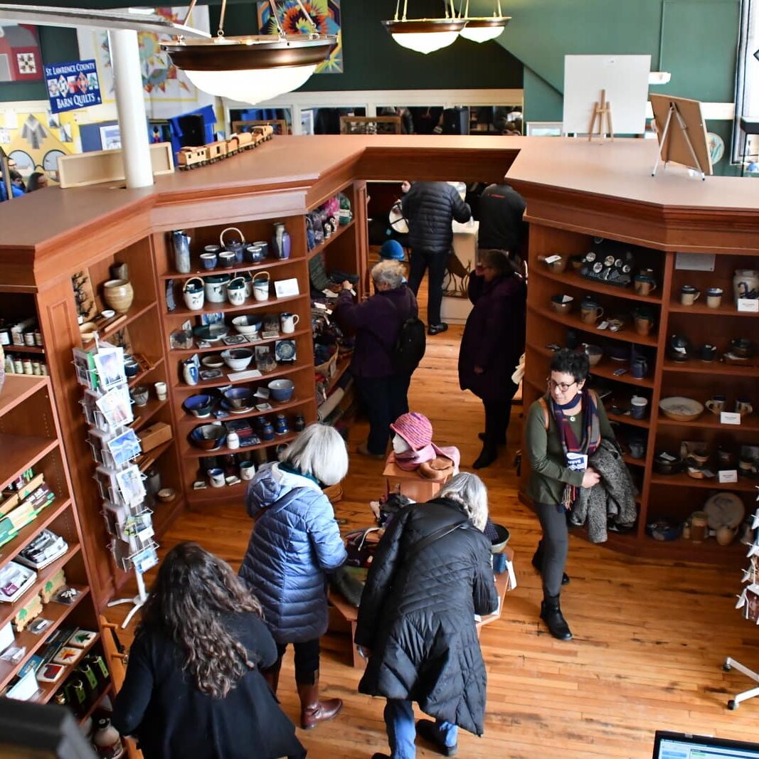 shopping-st-lawrence-county-canton-village-shops-tauny1