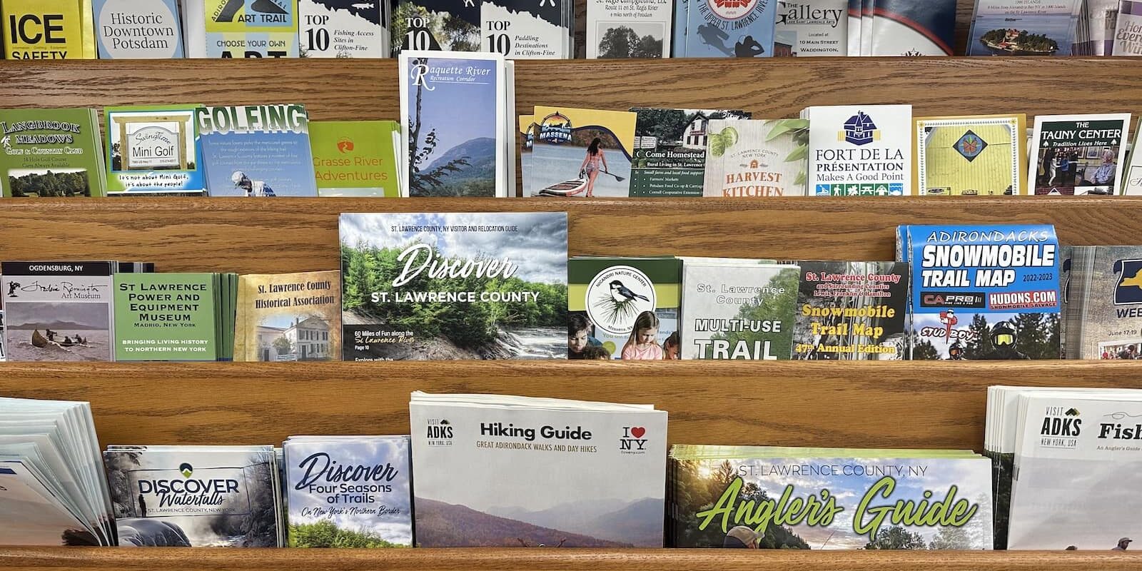 stlc-members-visitor-center-brochures